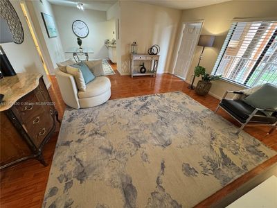 6900 SW 39th St #206J