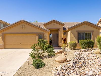 10614 E MEADOWHILL Drive