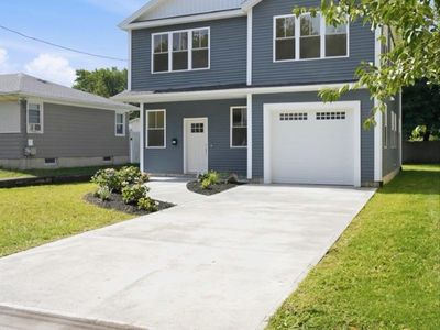 51 Dunbar Ave E