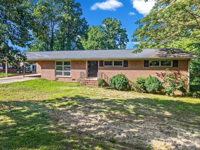 1020 Candlewood Ln