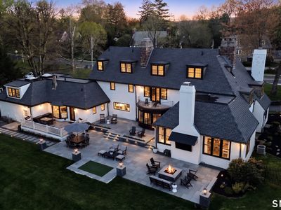 48 Ledyard Road
