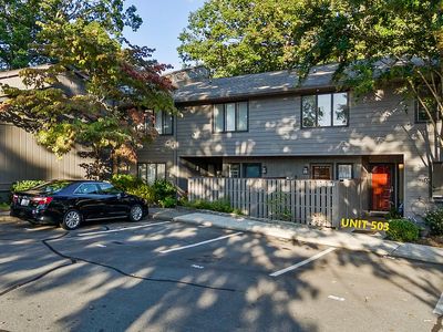 503 Crowfields Ln