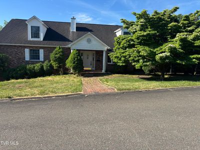 261 Hillmore Dr