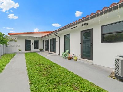 1136 NW 34th Ave