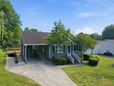 Property at 812 E Stagecoach Rd, Mebane, NC