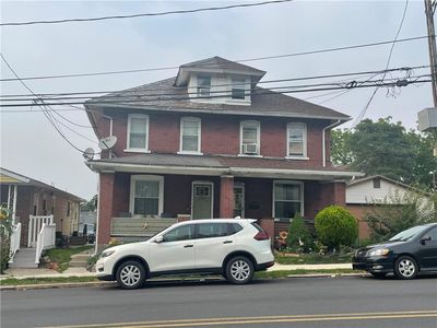 123 E Elizabeth Ave