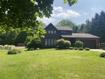 41 Tiffany Ln