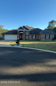 70 Wood Glen Ln