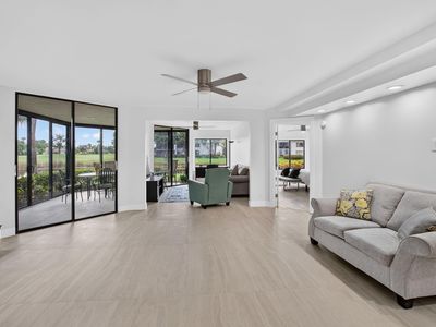7350 CLUNIE Place #13501