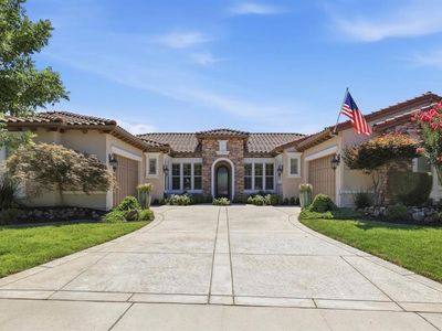 1926 Ladera Dr