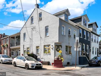 Property at 702 Poplar St, Lancaster, PA