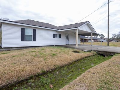 Property at 116 N Lightner Ave, Iowa, LA