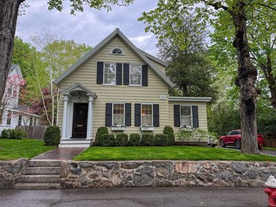 12 Cottage St
