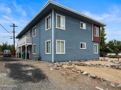 675 Denslowe Dr