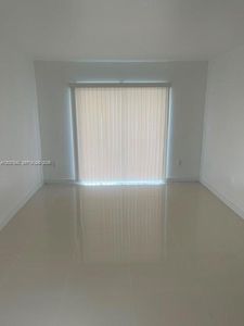 16465 NE 22nd Ave APT 110