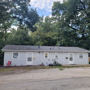 Property at 2542-2544 6th Street Ct, East Moline, IL