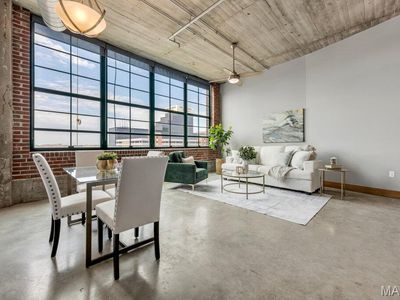 2323 Locust St APT 405