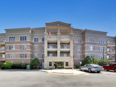 Property at 105 Lakeview Dr APT 307, Bloomingdale, IL