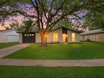 2916 Rayswood Dr