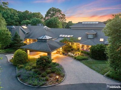 125 Chestnut Ridge Rd