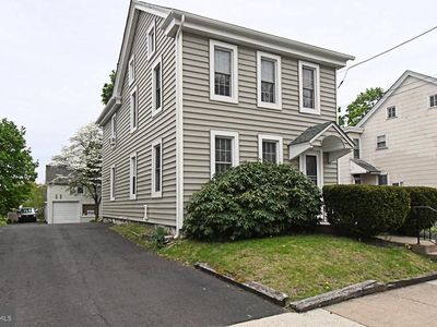 15 S Main St
