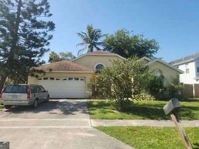 8 Meadows Park Ln