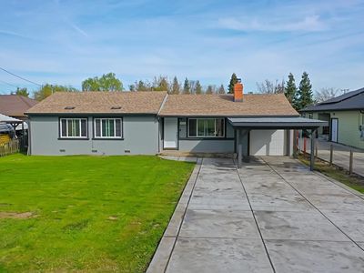 Property at 4675 E Acampo Rd, Acampo, CA