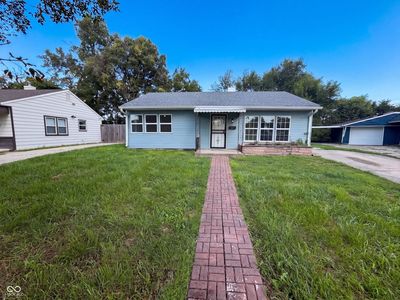 1453 E Lynn Dr
