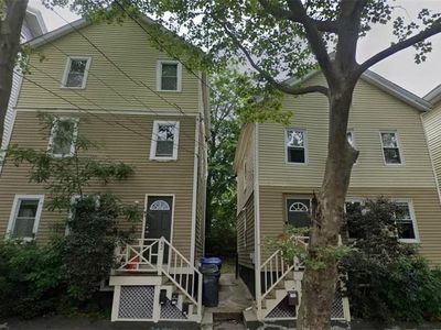 42-44 E Transit St