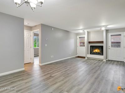 4530 Wright St APT 4
