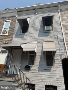 725 Moss St