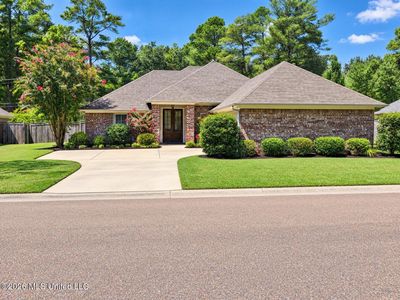 3 Lenox Ct
