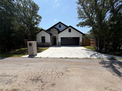 3025 Red Oak Dr
