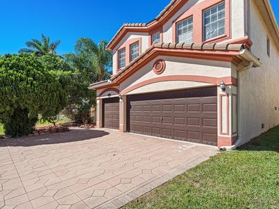 10633 Old Hammock Way