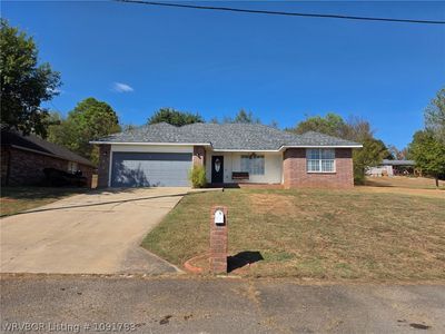 315 James Dr