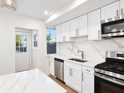 215 Horton Ave