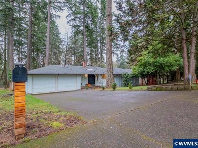 2225 NW Estaview Cir