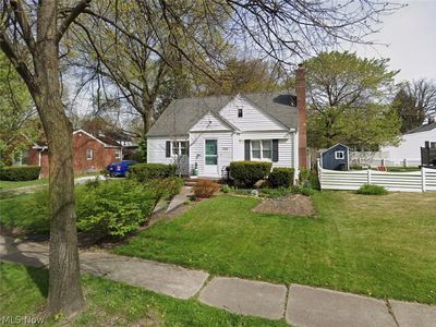 725 Broad Blvd