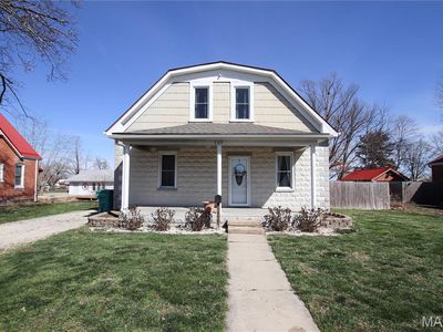209 W Madison Ave