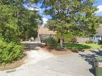 28 Janice Ln