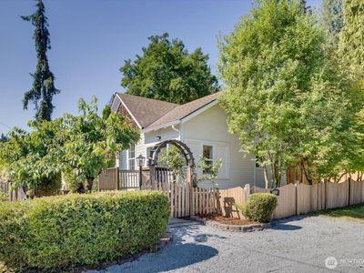402 W Galena Street