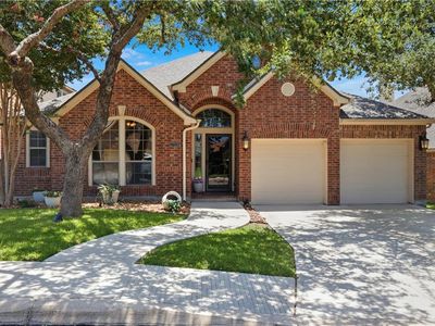 27038 Trinity Hts