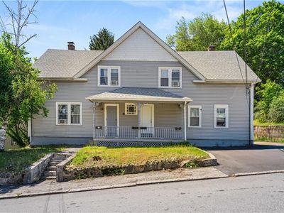 32 Harris Ave