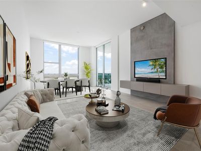 2681 N Flamingo Rd APT 2708S