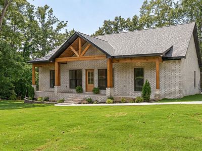 18 Bayview Dr