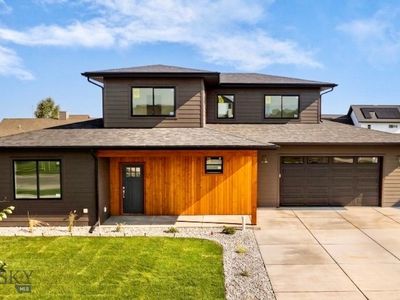 25 Delano Dr