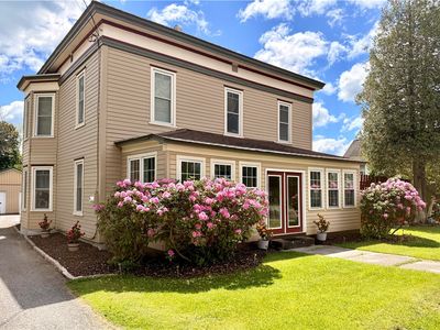5 Lake St