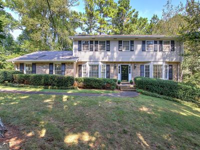 2747 Pinestream Dr NE