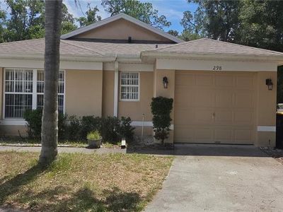 298 Hammock Ct