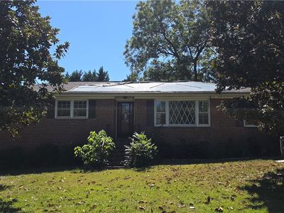 304 Mimosa Dr